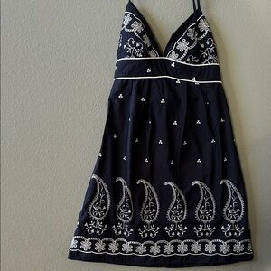 Black and White Embroidered Dress Juniors Size 5